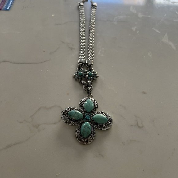 Mikovivi Western Cowgirl Necklace For Women, Dainty Western Cowboy Boot